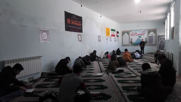 برگزاری مسابقات قرآن، عترت و نماز در دبیرستان خوارزمی نورآباد