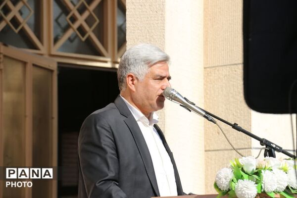 زنگ مهر، ایثار، شهادت و نماز  در هنرستان دارالفنون