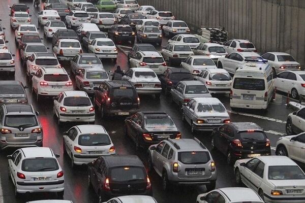 ترافیک سنگین در برخی مقاطع محورهای چالوس و هراز