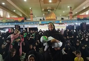مراسم شیر خوارگان حسینی در حسینیه عاشقان قائمشهر