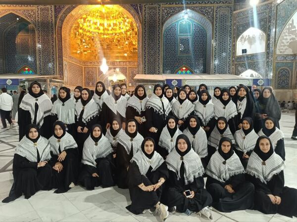 آیین بدرقه کاروان راهیان نور هنرستان بنت الزهرا هادی‌شهر 