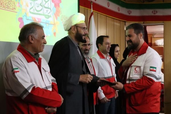 آیین تجلیل از کارکنان و خانواده‌های هلال‌احمر استان همدان همزمان با دهه امامت و ولایت