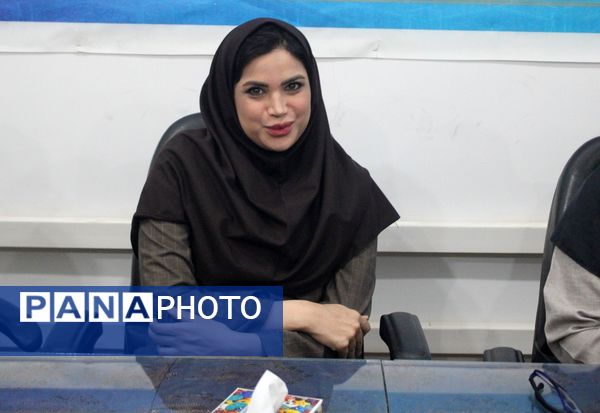 جلسه هم‌اندیشی کارکنان سازمان دانش‌آموزی استان بوشهر