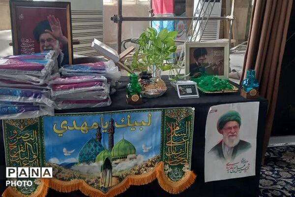 برپایی نمایشگاه فرهنگی به مناسبت پنجم مرداد در مصلی شهرستان قدس 