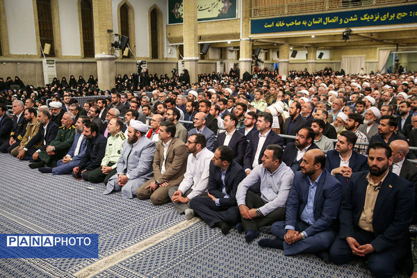 دیدار مسئولان و کارگزاران حج با رهبر انقلاب اسلامی