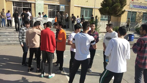 امتحانات نهایی چالشی برای دانش آموز و معلم