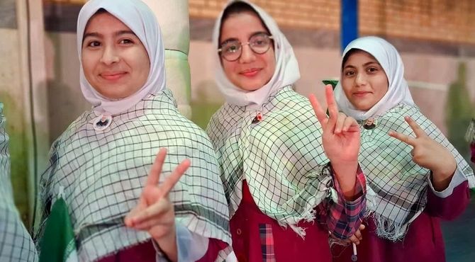 میدان انقلاب 