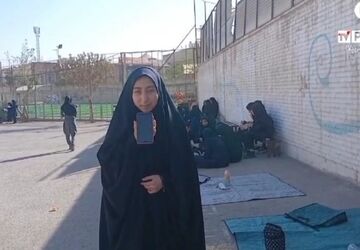 صبحانه شاد و سالم دانش آموزان دبیرستان فرزانگان قم