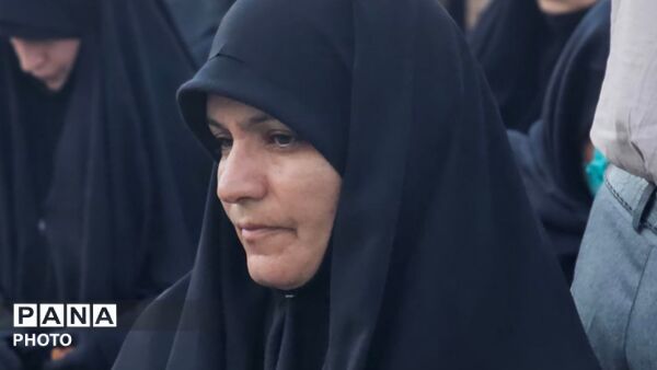 مراسم ملی «میهمان لاله‌ها» در گلزار شهدای خواجه‌ربیع