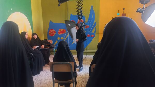 برگزاری هفته دوم دوره آموزشی فصل رویش در هنرستان ثمین