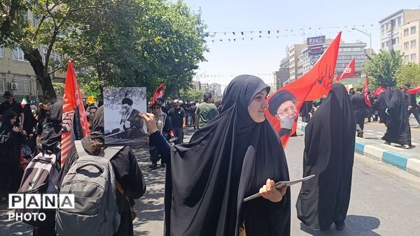 رستاخیز تاریخی لثارات خامنه ای در تهران