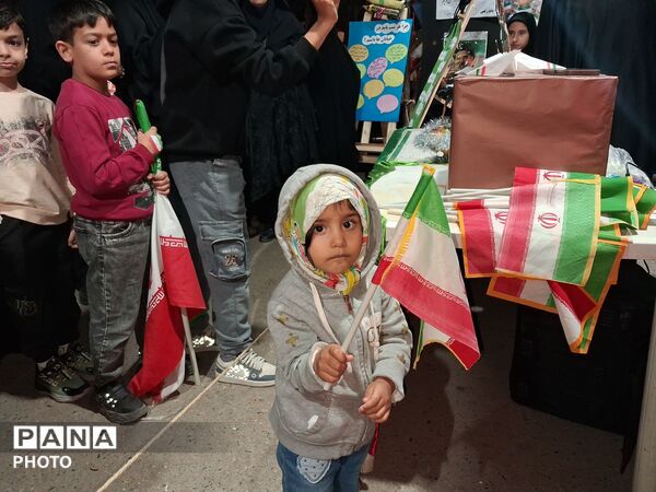 موکب فرهنگی دبیرستان نمونه وکیلی ۱۰ در حسینیه فضل 