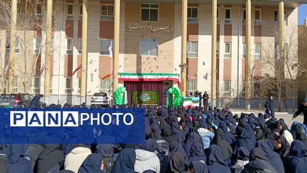   جشن شعبانیه در دبیرستان دخترانه ذبیح الله هوشیار مشهد