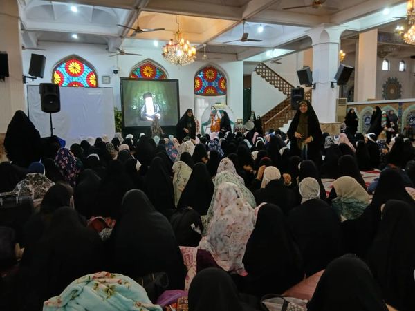 برگزاری آیین اعتکاف در مصلی رشت