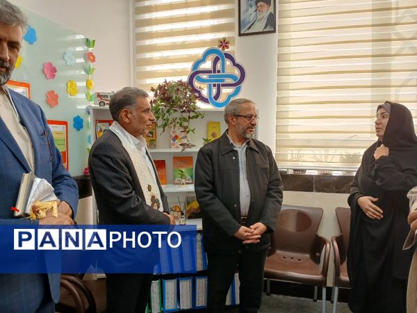 افتتاحیه اتاق بهداشت دبستان امام حسین(ع)