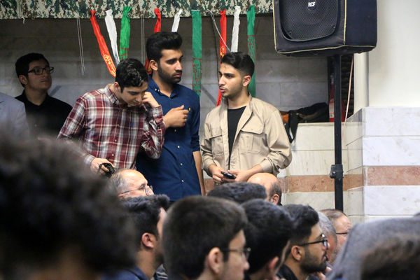 یادواره شهدای دبیرستان دین و دانش قم