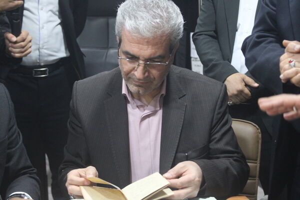 بازدید معاون وزیر و رئیس مرکز اطلاع رسانی و روابط عمومی وزارت آموزش و پرورش از مدرسه ماندگار سعادت بوشهر