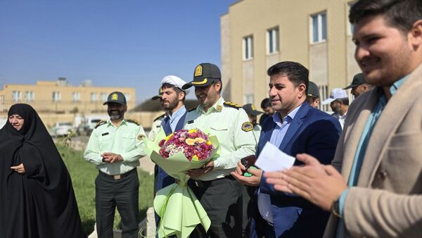 تبریک پیشتازان کوچک به مدافعان بزرگ امنیت در هفته نیروی انتظامی