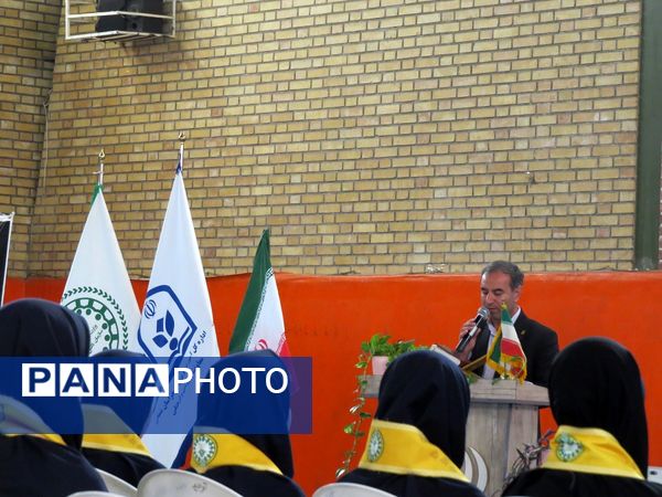 همایش پیشگیری از آسیب‌های چهارشنبه سوری در دبیرستان نرجس بجنورد