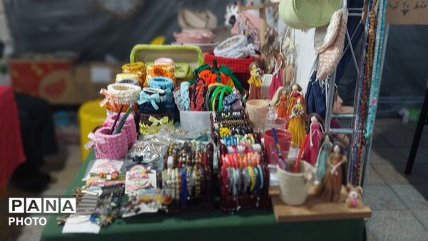 نمایشگاه صنایع دستی در ساوه