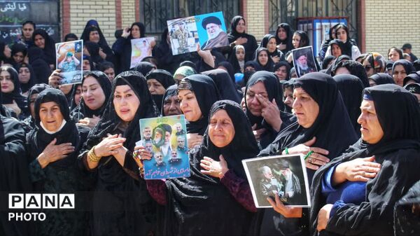 دیار آریوبرزن، پیکر فرزند دلیر خود را در آغوش گرفت