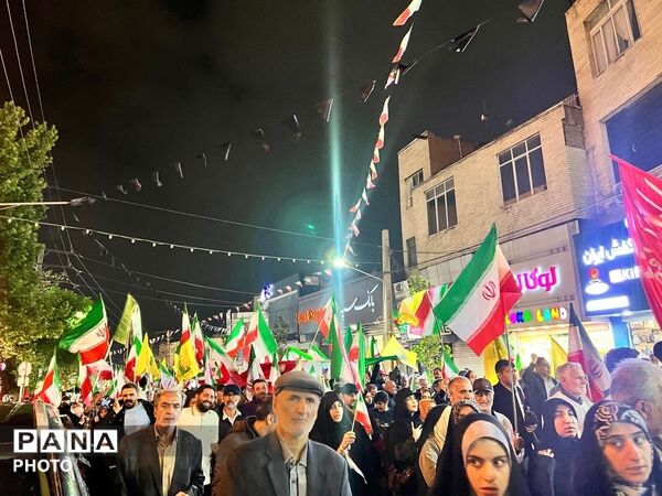 حضور مردم کرج در  شصت و چهارمین شب از تجمعات مردمی