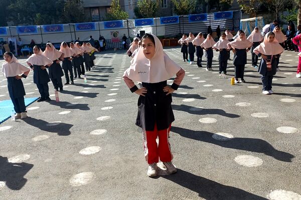 طرح میدان پویا در دبستان مهر شهریار برگزار شد
