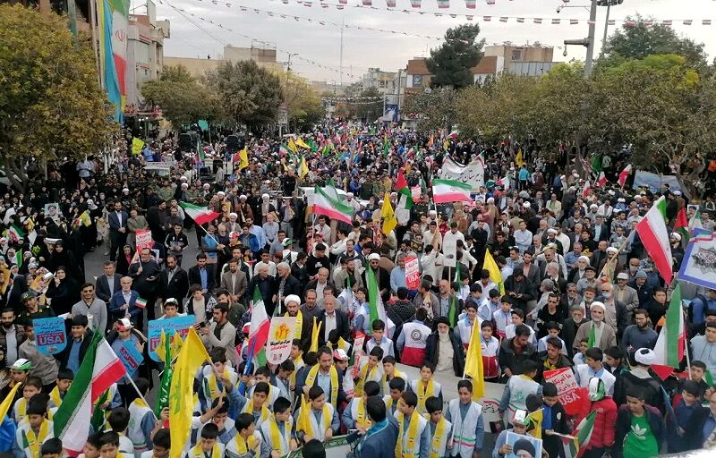 نمره قبولی دانش‌آموزان قمی در آزمون روز ملی مبارزه با استکبار جهانی