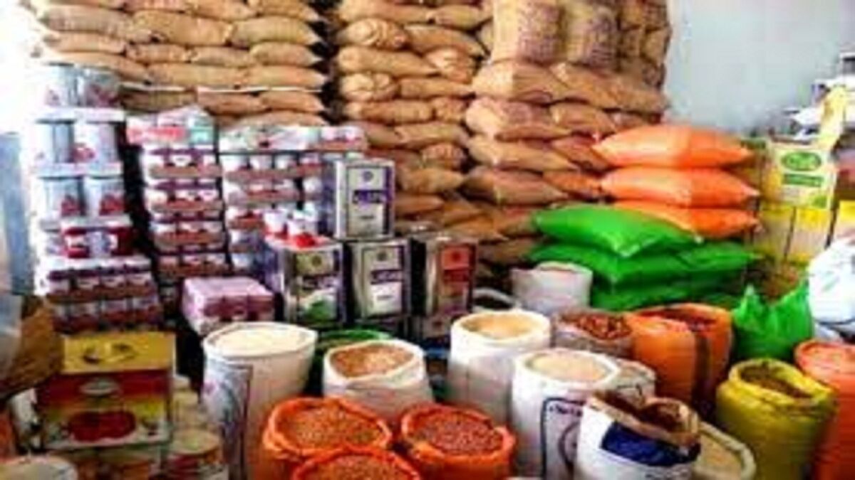 نظارت ویژه تعزیرات بر اجرای طرح کالابرگ در فروشگاه‌ها