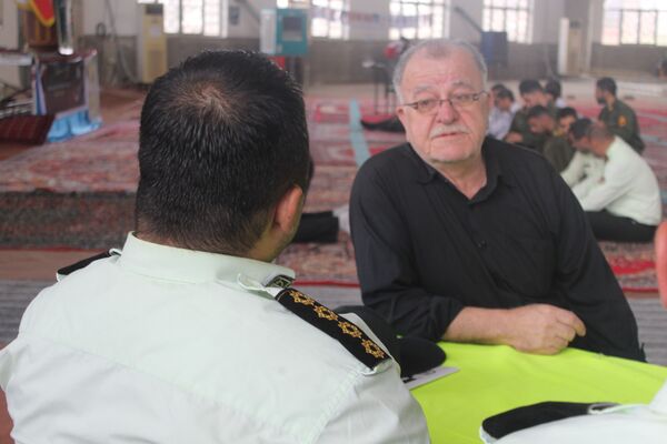 اقامه نماز جمعه در گلوگاه 