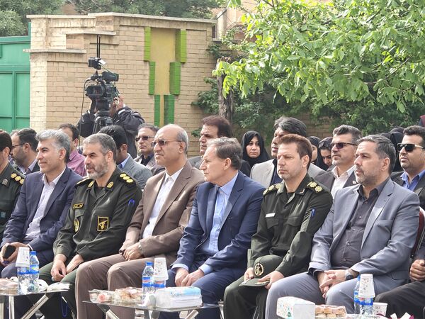 زنگ «سپاس معلم» در کرمانشاه 