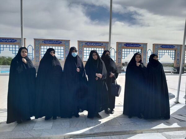 آیین نواختن زنگ سپاس معلم در دبیرستان دخترانه ارشاد تربت حیدریه 