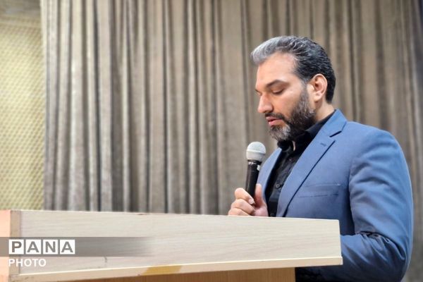 تبیین اهمیت رسانه در تربیت