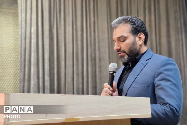 تبیین اهمیت رسانه در تربیت