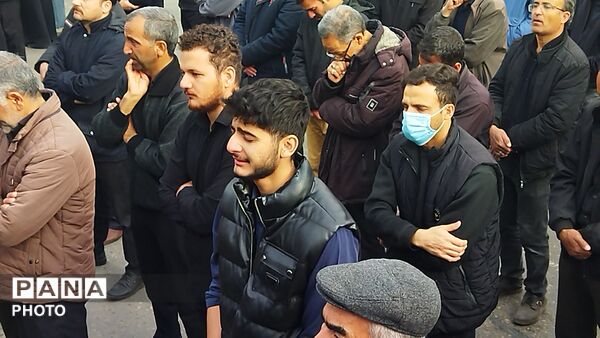 شهر نیشابور مشکی پوش شدـ۳