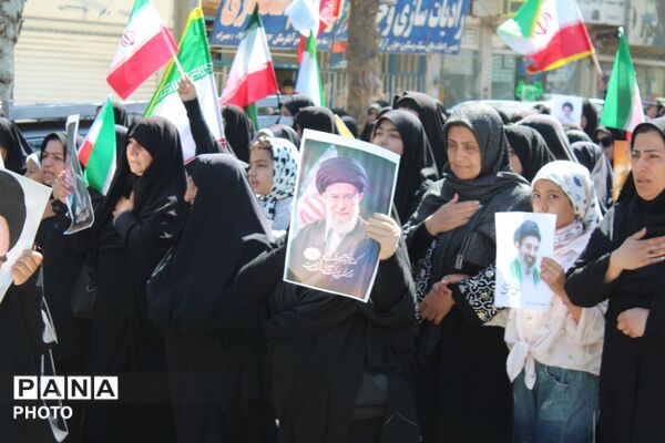 برگزاری مراسم عزاداری رهبر شهید در شهر آشخانه