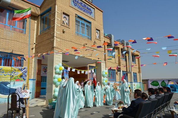 برگزاری المپیاد ورزشی درون مدرسه‌ای در بهارستان‌دو