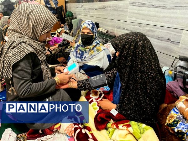 مراسم اعتکاف مادر دختری در مسجد صاحب الزمان آشخانه