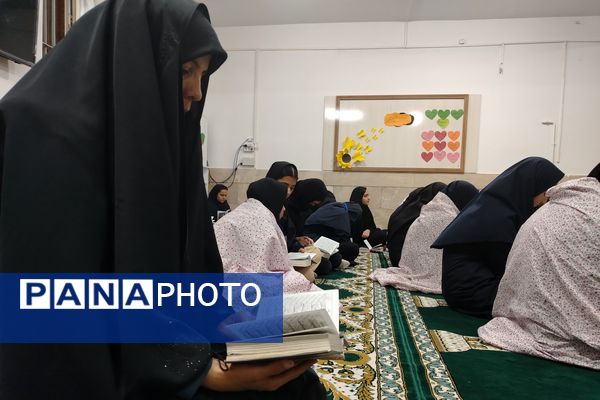 افتتاحیه هیئت هفتگی دانش‌آموزی 