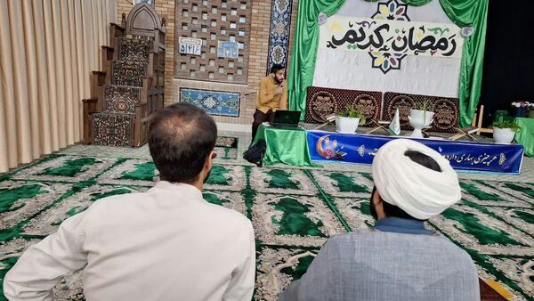 جز خوانی قرآن به همراه افطاری در مسجد خاتم النبیین بیرجند