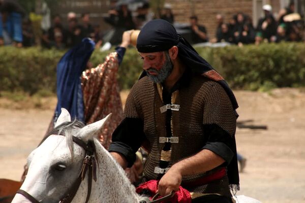 مراسم خیمه سوزی هیات «خیام الحسین» در قم