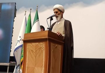 شیوه مدیریتی شهید رئیسی الگوی عملی مناسب برای مسئولین کشور است