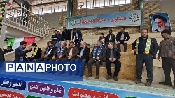 همایش بزرگ یاوران انقلاب، پیشتازان مقاومت در سی‌سخت