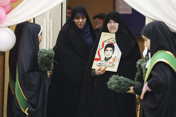 جشن تکلیف دختران در دفتر امام جمعه یزد