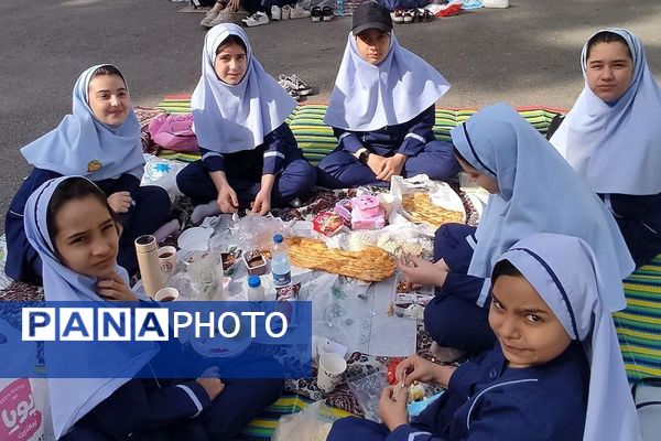 برگزاری اردو درون مدرسه‌ای در بهارستان ۲