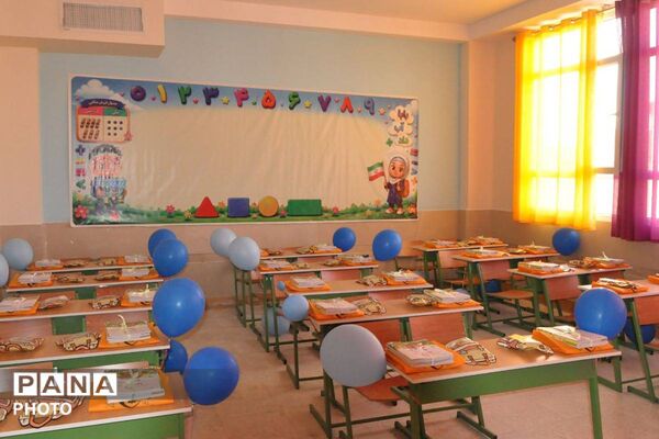  استقبال ورامین از شکوفه‌های دانش‌آموزی 