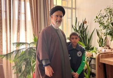 نسل امروز باید با علم و خدمت، آینده کشور را بسازد