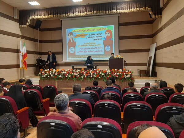 کارگاه استعدادیابی دانش‌آموزخبرنگاران پانا در کرمانشاه 