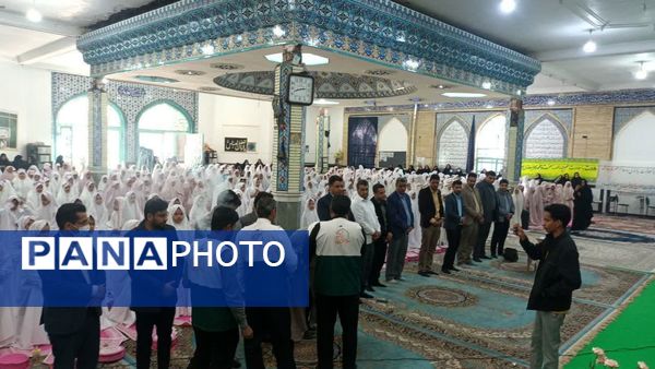 جشن تکلیف دانش‌آموزان دختر شهرستان فهرج 