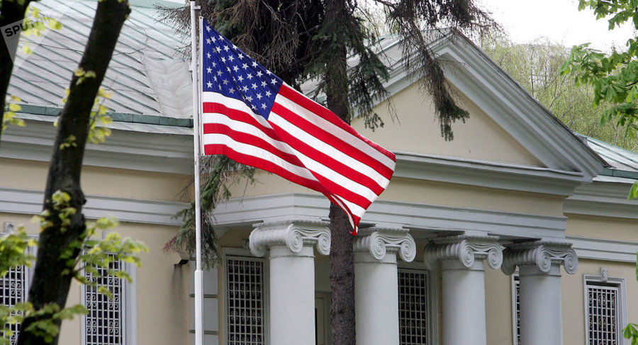 بازداشت ۲ فرد ایرانی به اتهام نقض تحریم‌های ایران